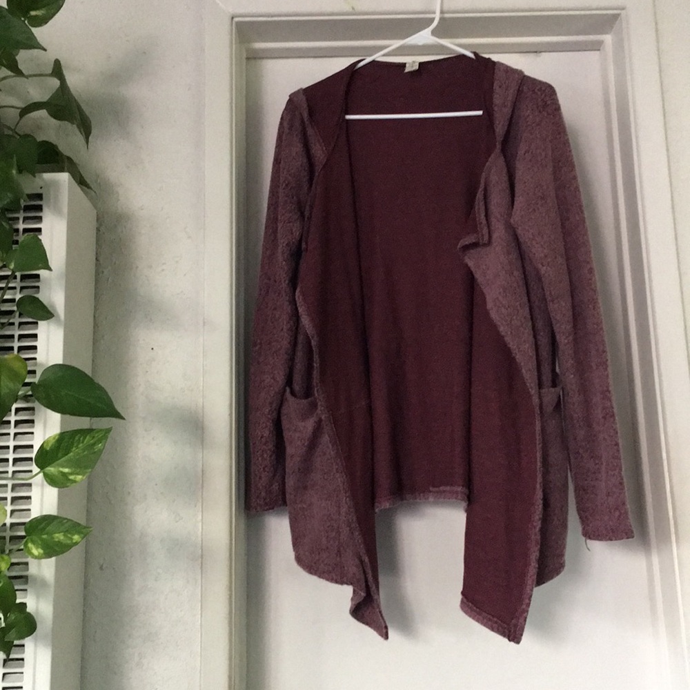 Lazy Sunday’s sweater jacket w/ hood